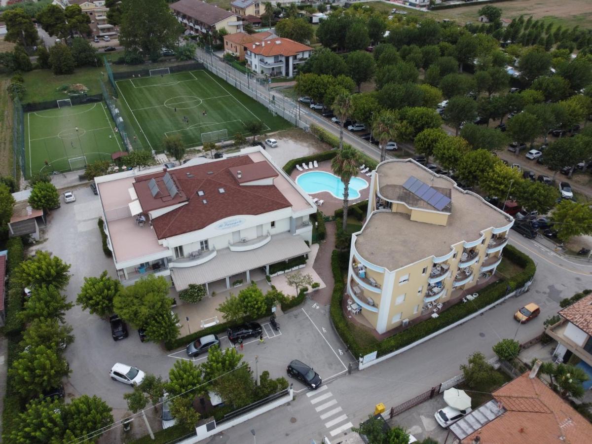 Il Triangolo 3*